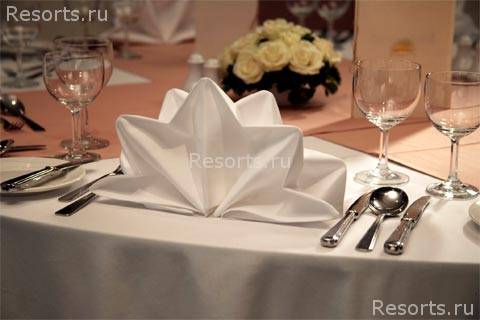 Emporium Suites Hotel 30